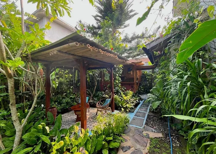 Frangipani Garden Villa